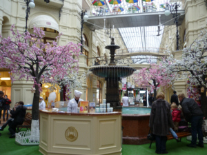 Frühling im Kaufhaus GUM